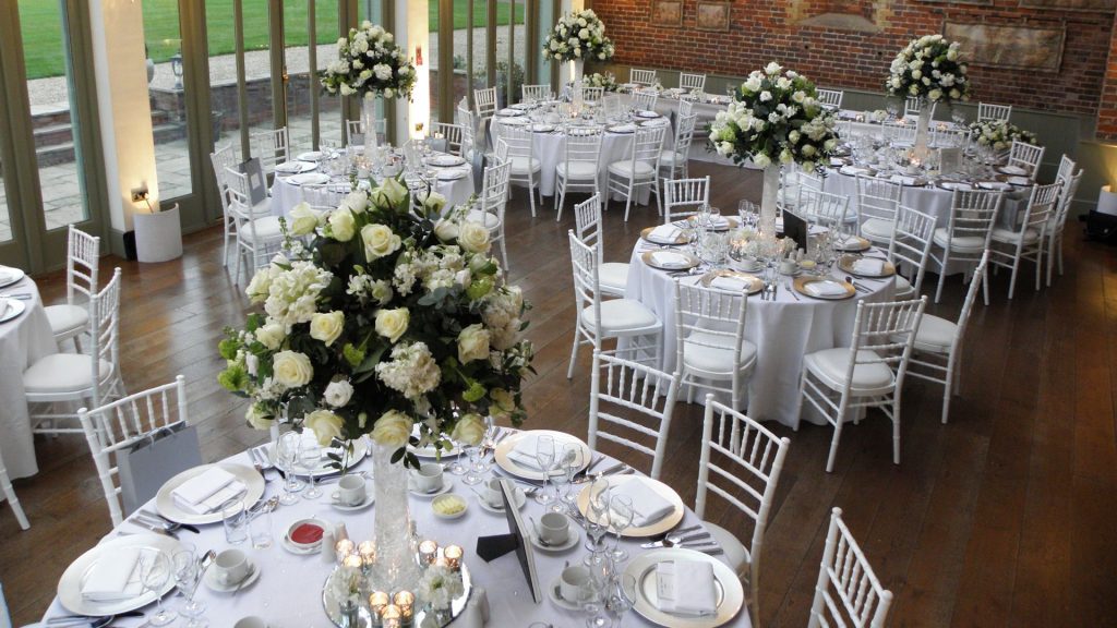 sillas chivari - palace eventos